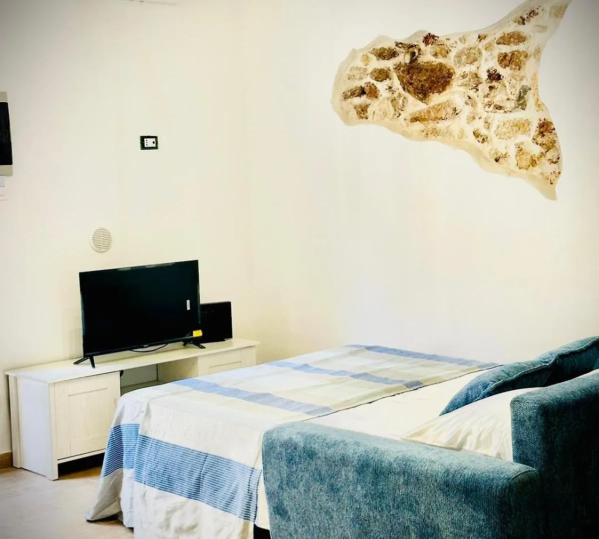 Sicilia Biedda Casa Vacanze Terrasini 0*,  Italy